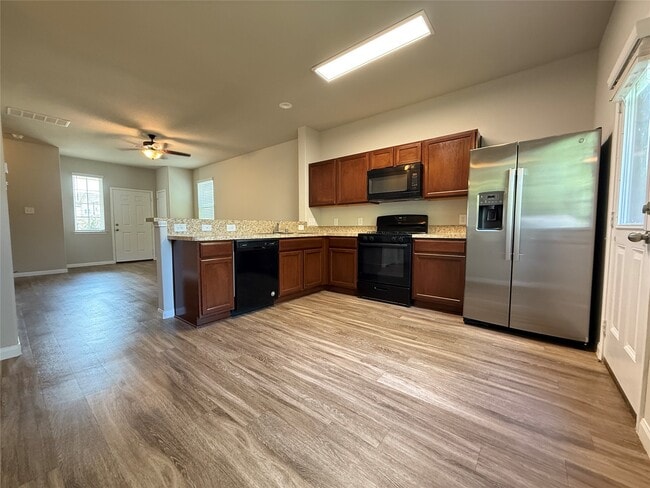 5842 Adelaide River Dr