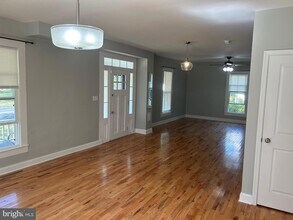 211 W Market St in Snow Hill, MD - Building Photo - Building Photo