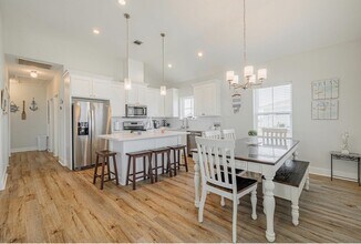 25011 San Simeon Ct in Galveston, TX - Building Photo - Building Photo