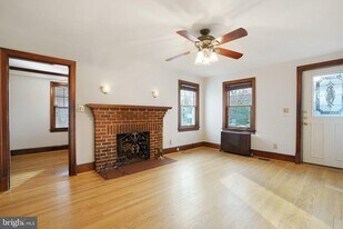 4623 5th St S in Arlington, VA - Building Photo