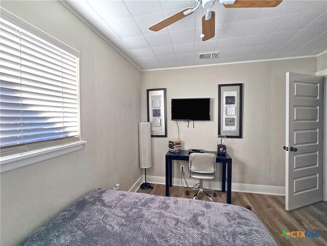 property at 553 Scenic Dr