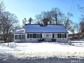 134 Camp St in Plainville, CT - Building Photo