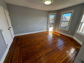 65 N Grove St in East Orange, NJ - Building Photo - Building Photo