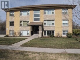 126 Waverley Dr in Guelph, ON - Building Photo