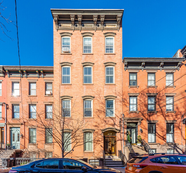 704 Bloomfield St in Hoboken, NJ - Building Photo - Building Photo