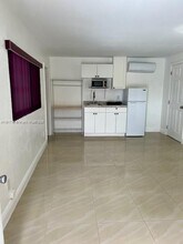 3760 NW 197th St in Miami Gardens, FL - Building Photo - Building Photo