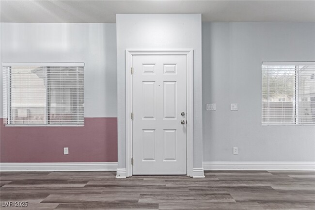 property at 3304 Speckle Summer Pl