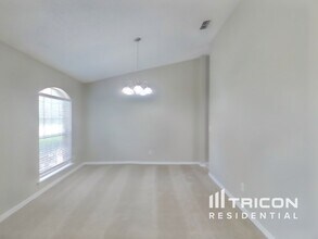 691 Fruit Cove Forest Rd E in Jacksonville, FL - Foto de edificio - Building Photo