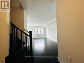 105 Selection Hts in Thorold, ON - Building Photo - Building Photo