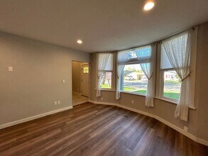 302 S Anderson St in Ellensburg, WA - Building Photo - Building Photo