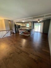 964 Patricia Ann Dr in Dubuque, IA - Building Photo - Building Photo