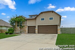 1239 Yaupon Loop in New Braunfels, TX - Building Photo - Building Photo