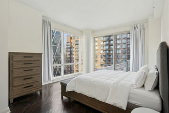 230 W 56th St in New York, NY - Building Photo - Building Photo