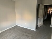 2106 Jefferson St photo'