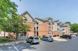 Mariners Crossing in Raleigh, NC - Building Photo