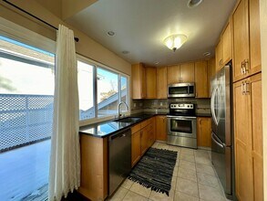 6079 S Kenton Way in Englewood, CO - Building Photo - Building Photo