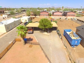 Polka Gardens in Phoenix, AZ - Foto de edificio - Building Photo