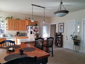 61251 Fairfield Dr in Bend, OR - Building Photo - Building Photo