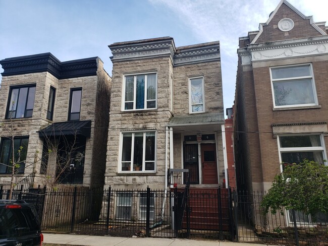 property at 3307 W Beach Ave