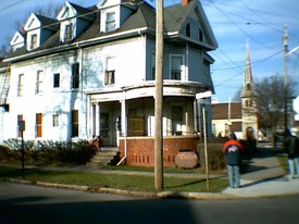 96 Locust St Apartments