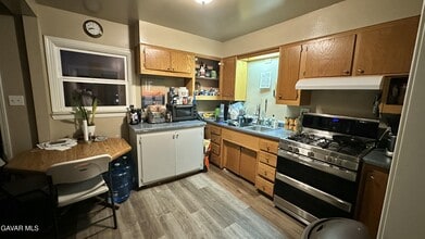 4503 Ave L-14 in Lancaster, CA - Building Photo - Building Photo