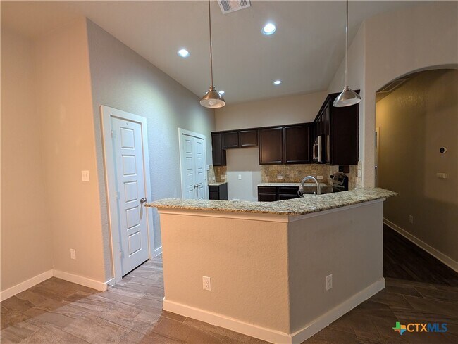 1135 Creekside Orchard