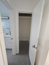 7825 Crespi Blvd in Miami Beach, FL - Building Photo - Building Photo