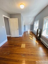 33 Coolidge Rd, Unit 3 in Boston, MA - Building Photo - Building Photo