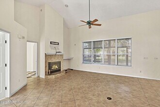 2004 Water Crest Dr in Orange Park, FL - Building Photo - Building Photo