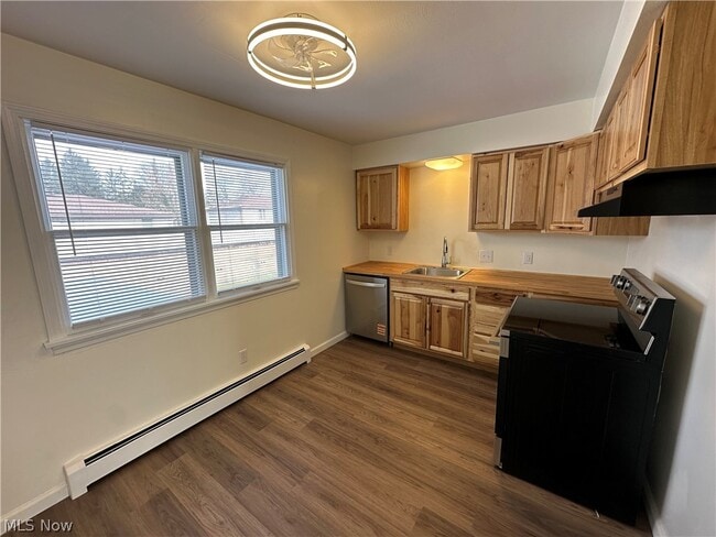 840 Moyer Ave in Youngstown, OH - Building Photo - Building Photo