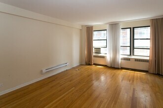 4180 N Marine Dr in Chicago, IL - Building Photo - Building Photo
