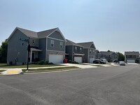 105 Cammy Ct in Nicholasville, KY - Foto de edificio - Building Photo