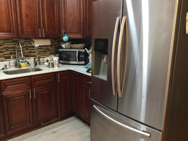 5 Jewett Ave in Jersey City, NJ - Building Photo - Building Photo
