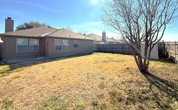 1107 Alexandria Dr in Forney, TX - Building Photo - Building Photo
