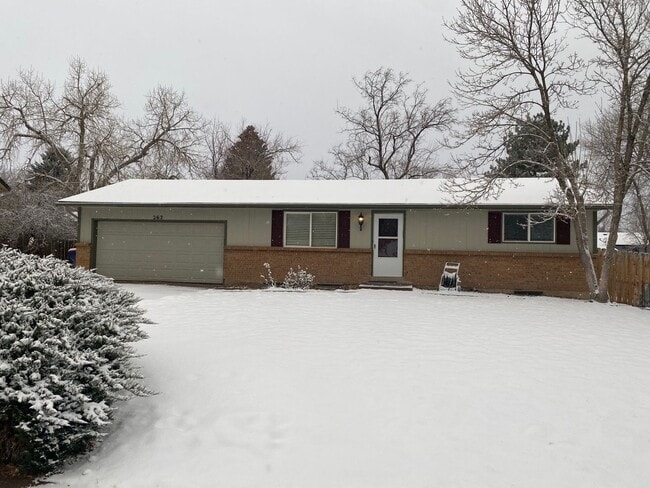 property at 262 Dianna Dr