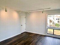 1025 Plantation Dr W photo'