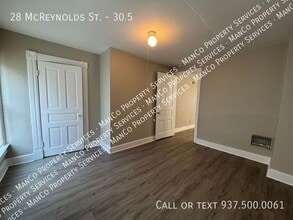28 Mcreynolds St in Dayton, OH - Building Photo - Building Photo