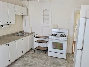 166 Kendrick Ave in Quincy, MA - Building Photo - Building Photo