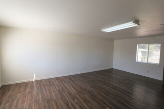 9817 Stephens St in Delhi, CA - Building Photo - Building Photo