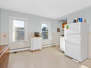 63 Marshfield St in Boston, MA - Building Photo - Building Photo