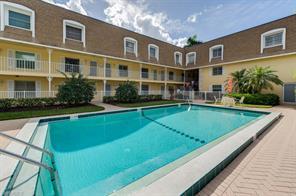 1222 Gordon Dr-Unit -5 in Naples, FL - Foto de edificio - Building Photo