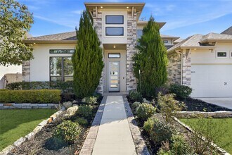 15314 Viviente Dr in Conroe, TX - Building Photo - Building Photo