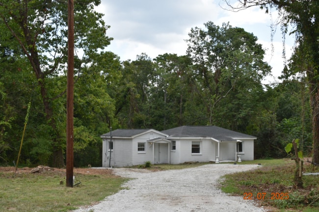 property at 1371 Ridge Rd