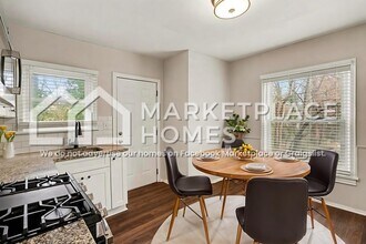 2851 Akron St in Atlanta, GA - Building Photo - Building Photo