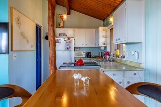 35 Aahi Pl in Kaunakakai, HI - Building Photo - Building Photo
