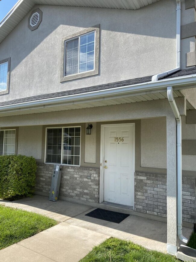 1556 Talon Dr in Logan, UT - Building Photo - Building Photo