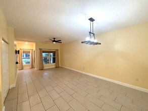 1840 Sandhill Crane Dr in Fort Pierce, FL - Building Photo - Building Photo