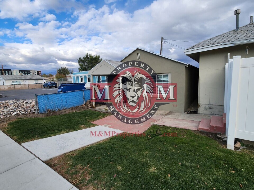 1 Central Ave in Millcreek, UT - Building Photo