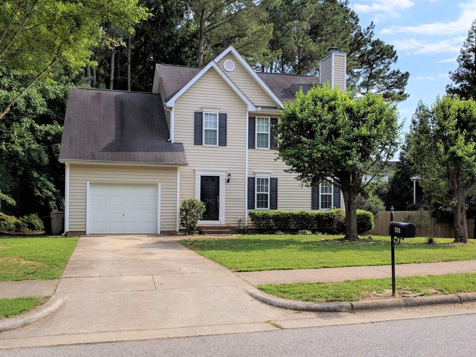 701 Arbor Greene Dr in Garner, NC - Building Photo