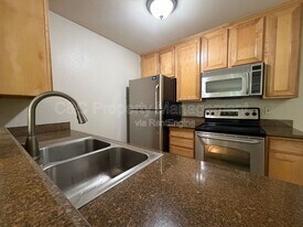 1045 Peach Ave in El Cajon, CA - Building Photo